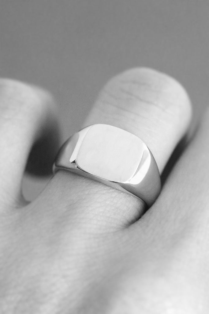 Cushion Signet Ring White Gold