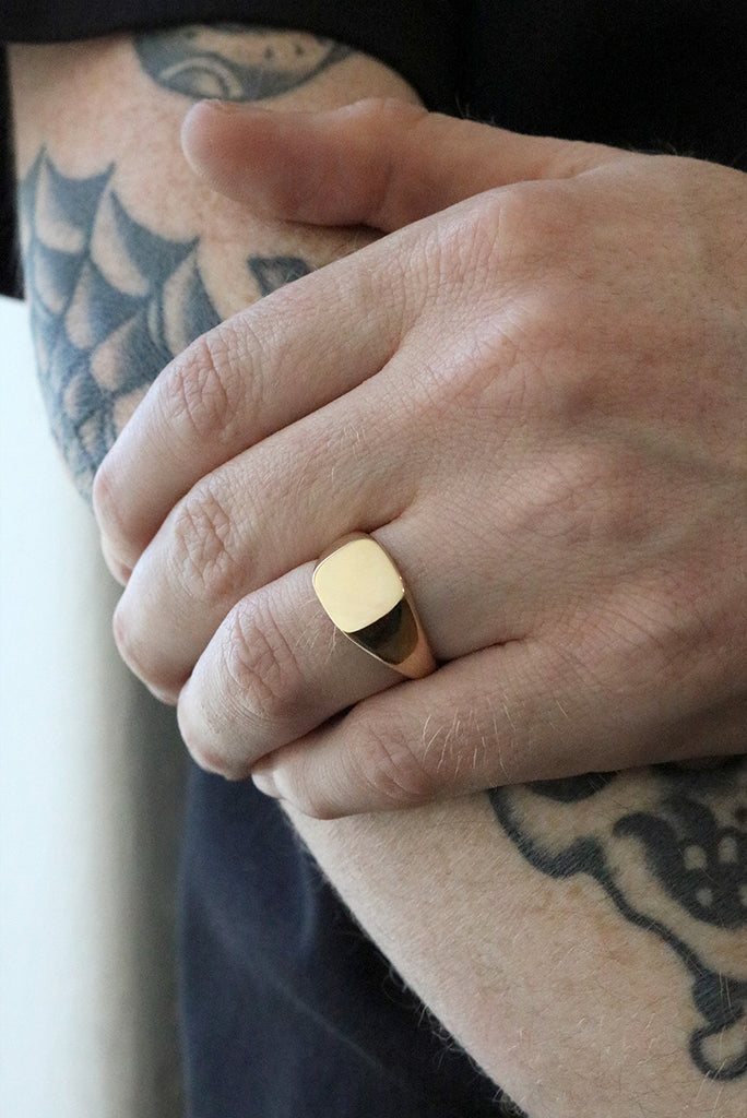 Cushion Signet Ring Yellow Gold
