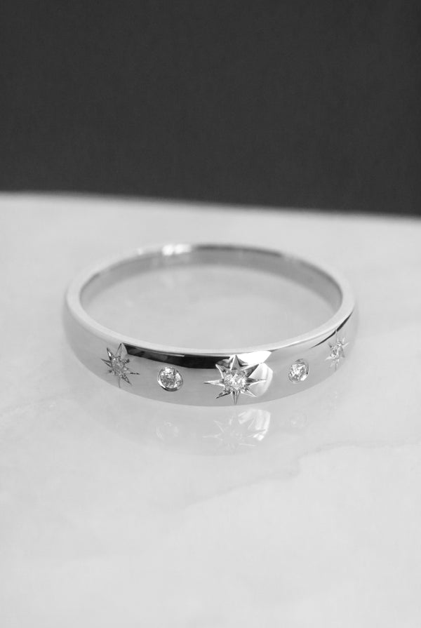 Diamond Band With Alternating Settings White Gold