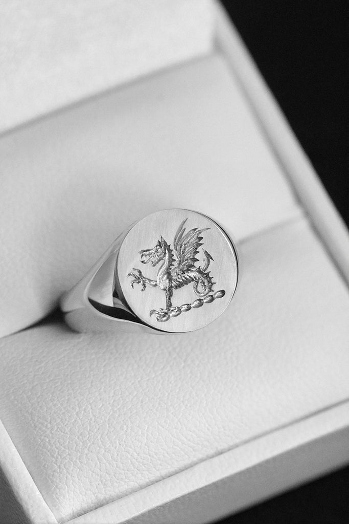 Wax Seal Engraved Round Signet Ring Rose Gold