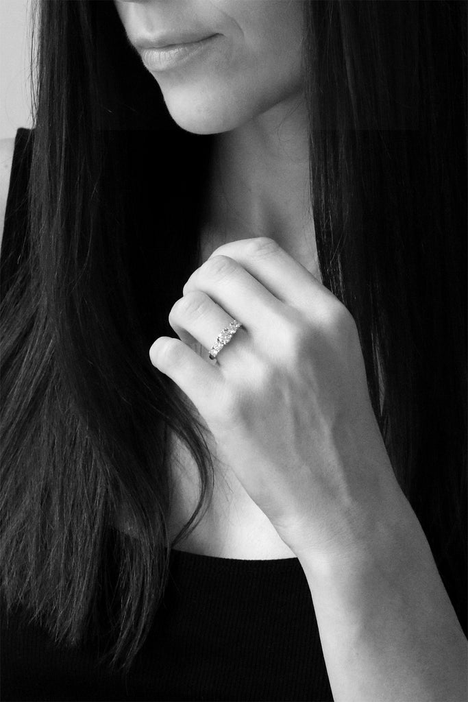 Graduating Five Diamond Ring Rose Gold