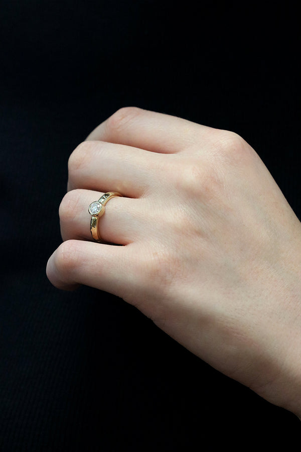 Molten Ring With Bezel Set Diamond Yellow Gold
