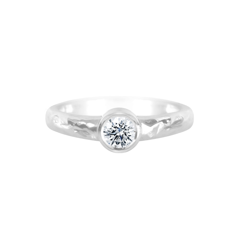 Molten Ring With Bezel Set Diamond White Gold