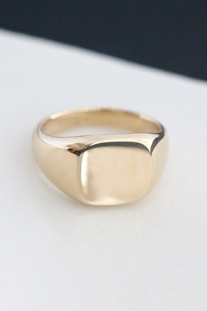 Cushion Signet Ring Yellow Gold