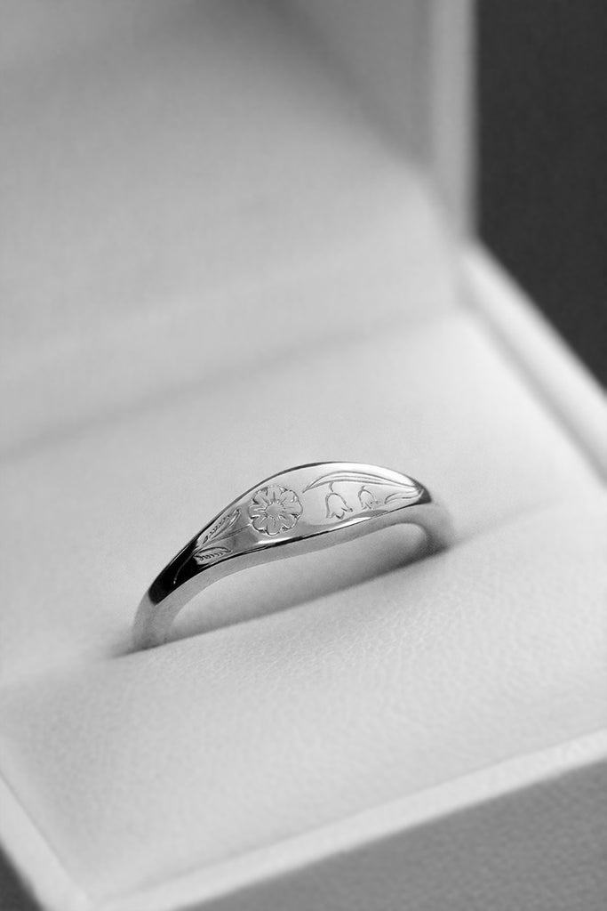 Engraved Flower Ring White Gold