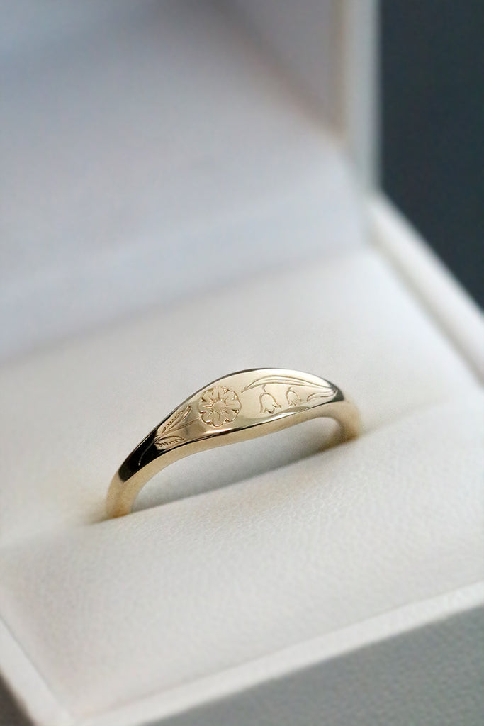 Engraved Flower Ring Yellow Gold