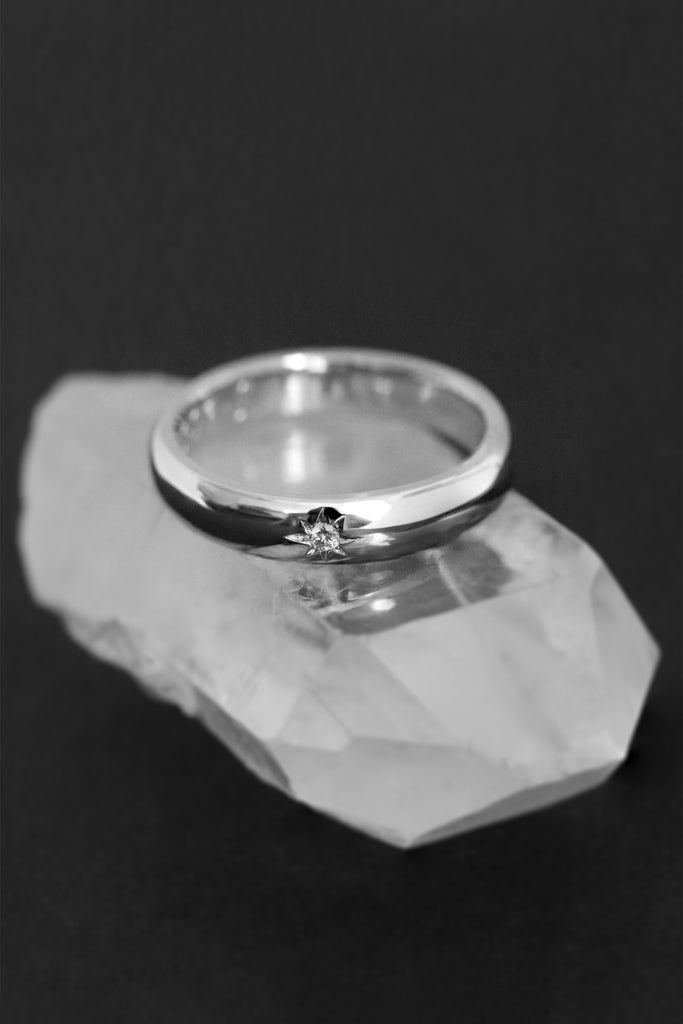Star Set Tiny Diamond 3.5mm Wide Band Ring Yellow Gold