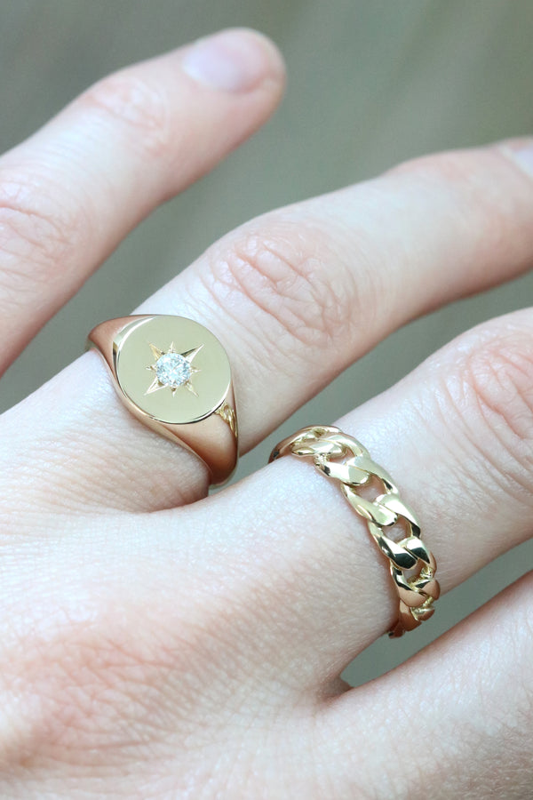 Wide Chain Ring Yellow Gold