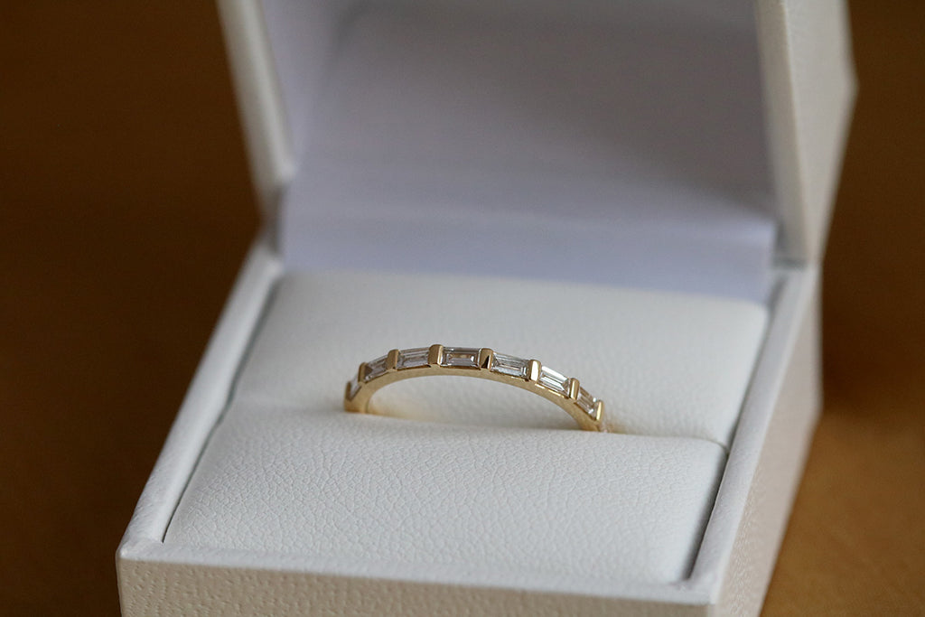baguette diamond wedding ring yellow gold