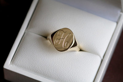 Monogram Oval Signet Ring Yellow Gold | Scarlett Jewellery Label