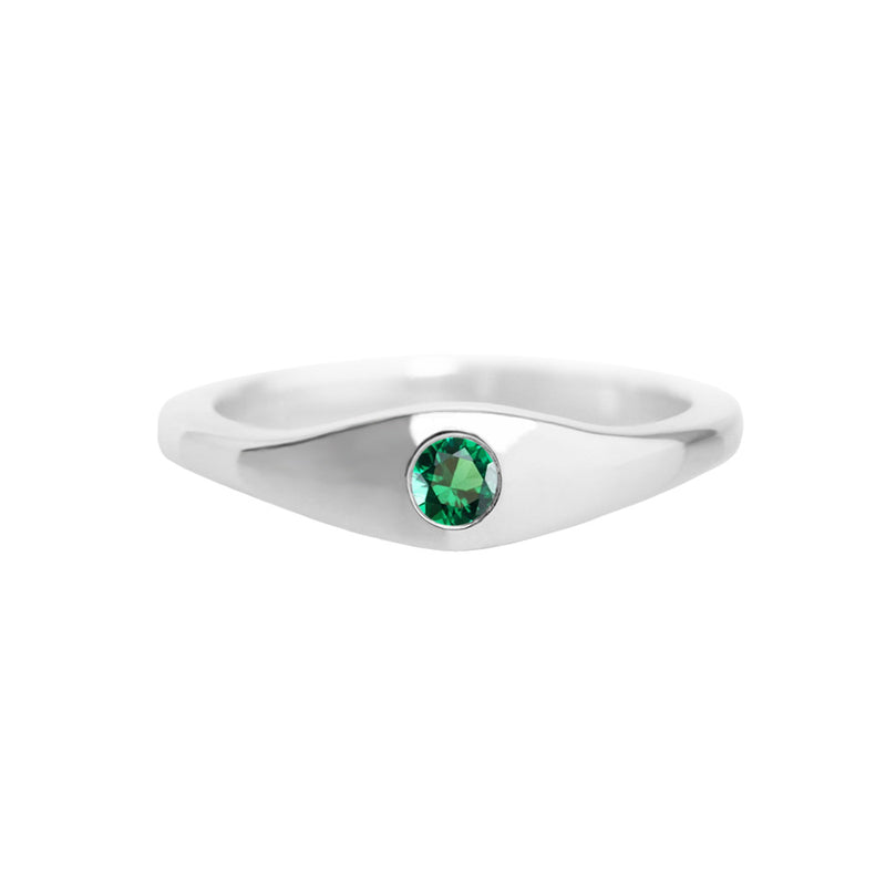 Small Emerald Ring White Gold